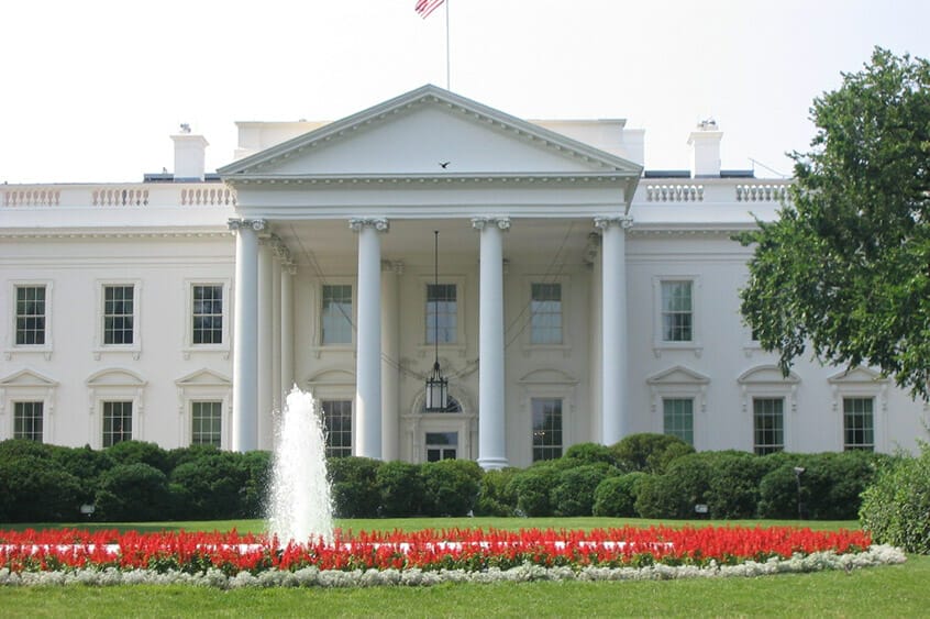 white-house-rz